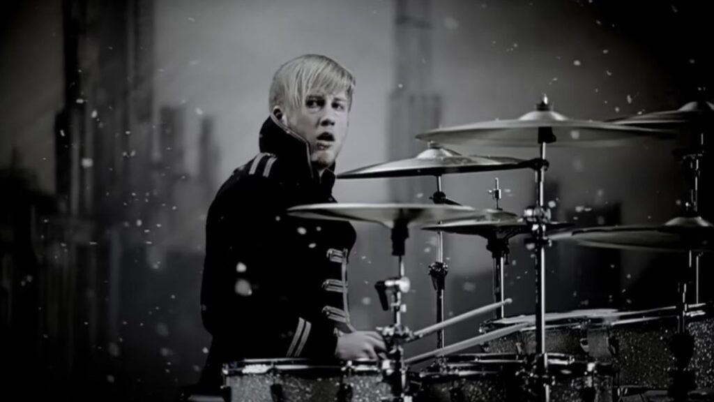 MCR drummer Bob Bryar playing drum.